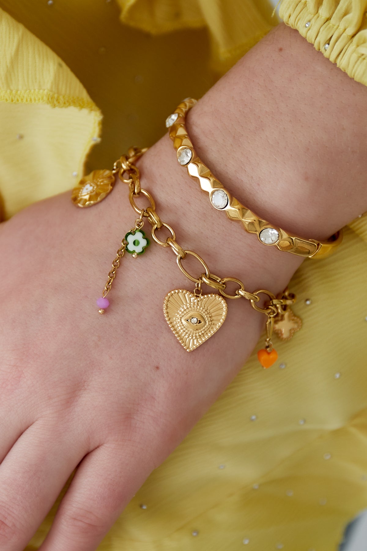 Happy bracelets