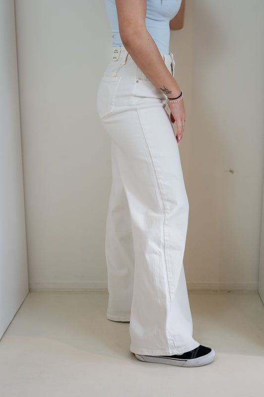 Redial Midwaist Jeans