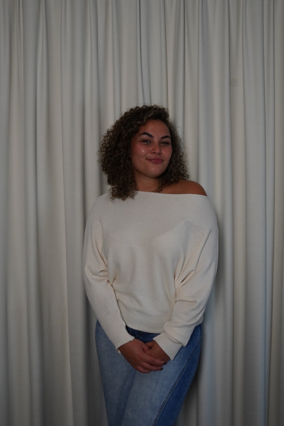Offshoulder Creme