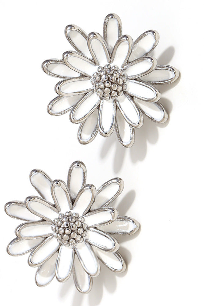 Silver flower oorbel