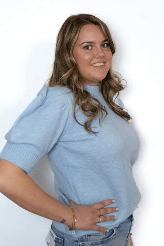 Puffer sleeve top