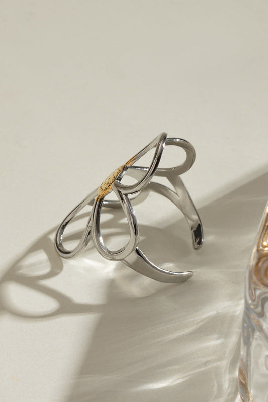 Silver flower ring